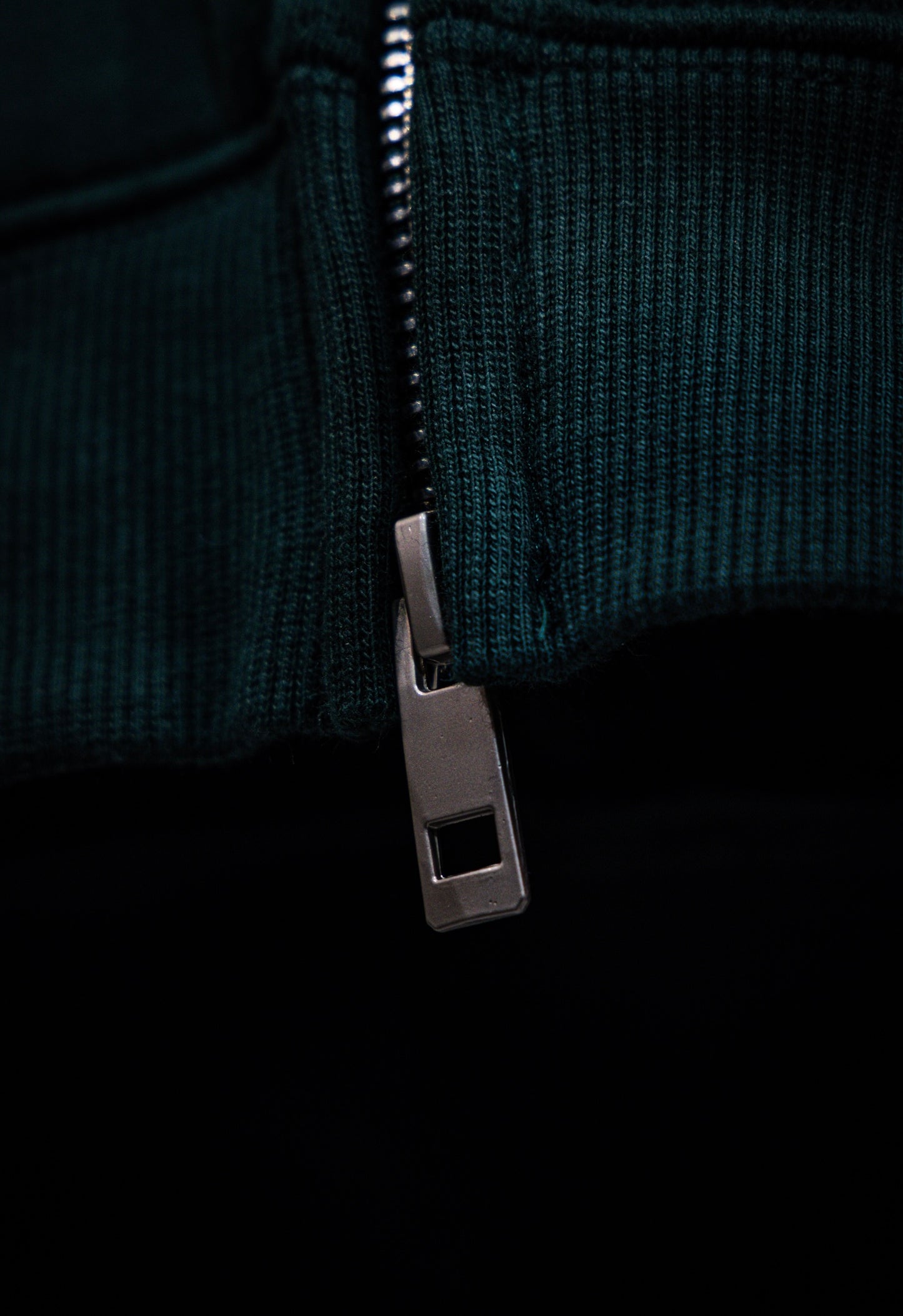 “BUILD THE DREAM” ZIP-UP